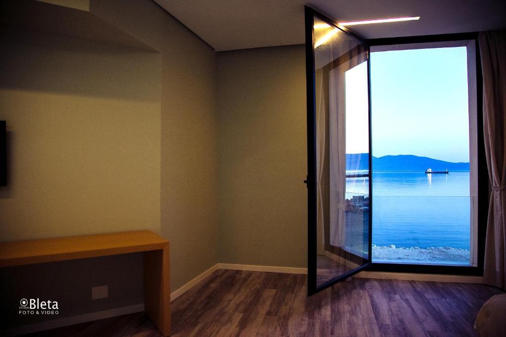 Hotel Bologna Avlonya Dış mekan fotoğraf