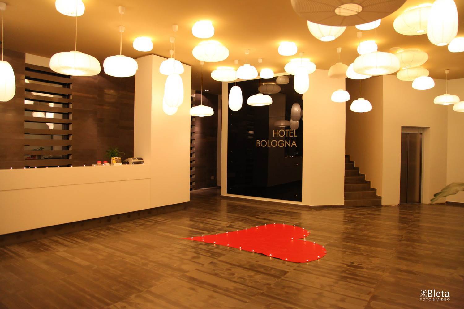 Hotel Bologna Avlonya Dış mekan fotoğraf